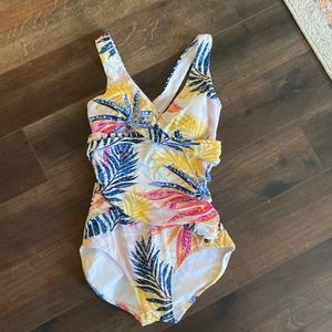 Calia sculpt wrapped one piece size 8